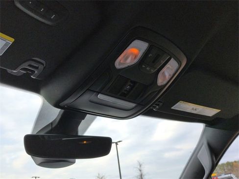 Certified 2022 RAM 1500 Big Horn image 21