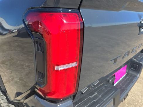 Used 2025 Toyota Tacoma SR5 image 32