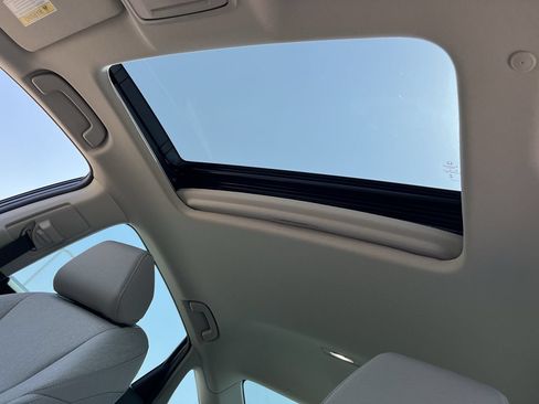 Used 2024 Honda Accord EX image 21