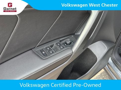 Certified 2023 Volkswagen Tiguan SE FWD image 12