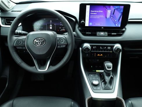 Used 2024 Toyota RAV4 Limited image 12