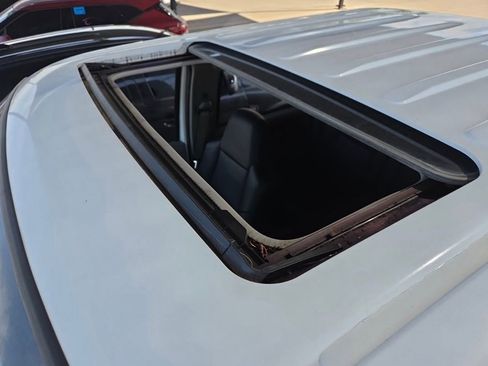 Used 2006 Ford F250 Lariat image 5