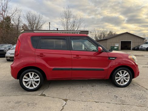 Used 2013 Kia Soul image 6