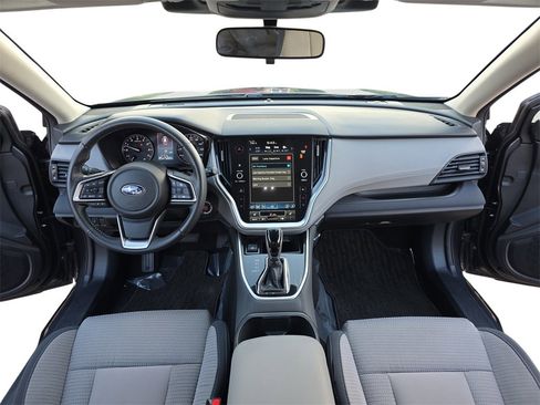 Used 2023 Subaru Outback Premium image 9