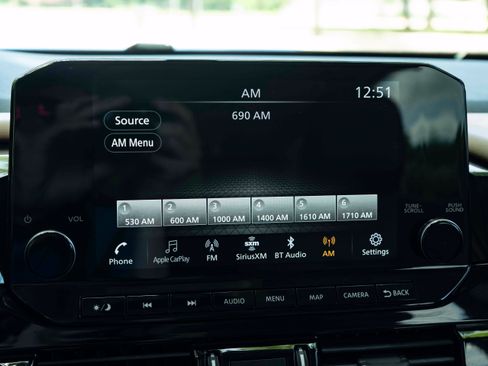 Used 2023 Nissan Pathfinder Platinum FWD image 30