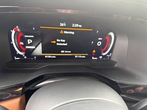 Certified 2025 Nissan Pathfinder Platinum image 16