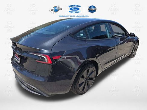 Used 2025 Tesla Model 3 Long Range RWD image 3