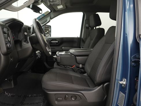 Used 2024 Chevrolet Silverado 2500 Custom w/ Custom Convenience Package AWD/4WD image 23