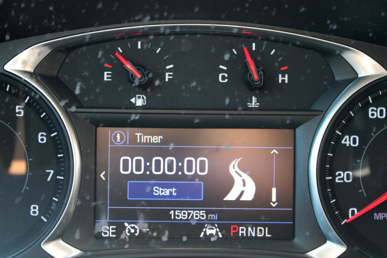 Used 2020 Chevrolet Equinox LT FWD image 27