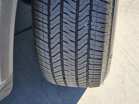 Certified 2025 GMC Acadia Elevation image 15