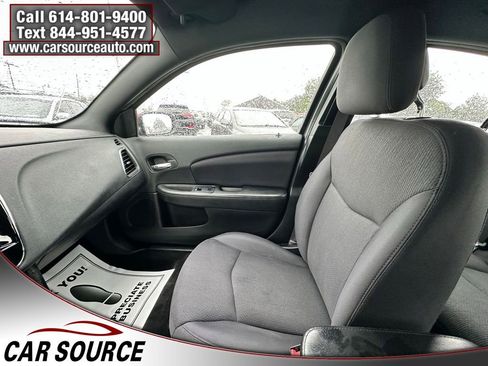 Used 2013 Chrysler 200 Touring w/ S Exterior Appearance Pkg FWD image 17