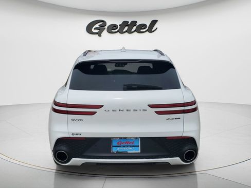 Used 2025 Genesis GV70 3.5T Sport w/ Sport Advanced Package AWD/4WD image 5