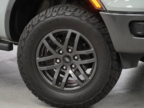 Used 2022 Ford Ranger Lariat w/ Tremor Off-Road Package image 4