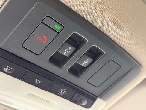 Used 2024 Nissan Rogue SV w/ SV Premium Package image 27