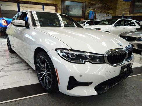 Used 2019 BMW 330i xDrive Sedan w/ Convenience Package image 1