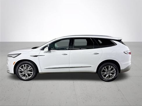 Used 2023 Buick Enclave Essence w/ Experience Buick Package AWD/4WD image 9