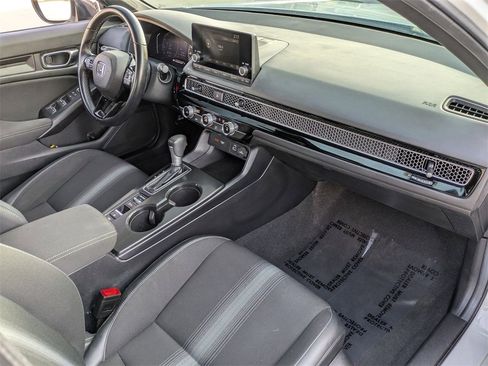 Used 2024 Honda Civic Sport image 29