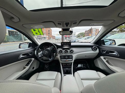 Used 2018 Mercedes-Benz GLA 250 4MATIC image 31