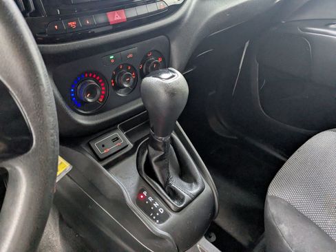 Used 2020 RAM ProMaster City Tradesman FWD image 18