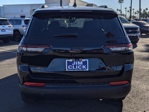 New 2025 Jeep Grand Cherokee L Altitude image 3