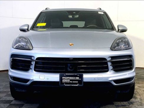 Certified 2023 Porsche Cayenne S image 10