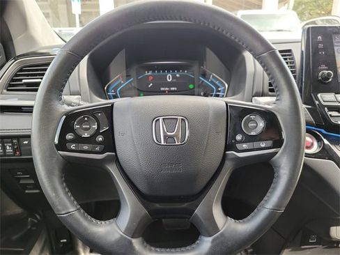 Used 2024 Honda Odyssey Elite image 14