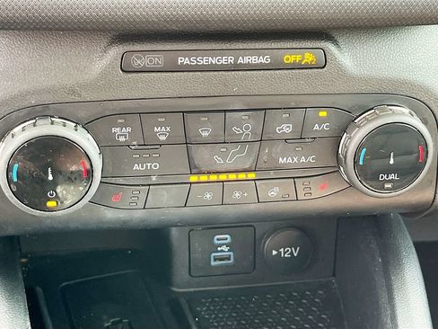 Used 2022 Ford Bronco Sport Outer Banks w/ Tech Package AWD/4WD image 15