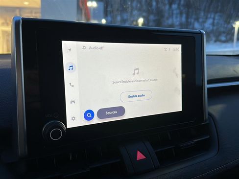 Used 2025 Toyota RAV4 XLE image 6