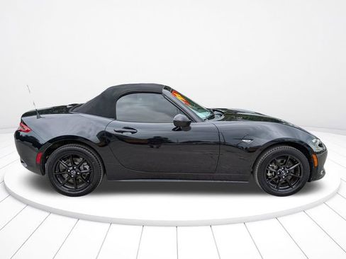 Used 2021 MAZDA MX-5 Miata Sport RWD image 3