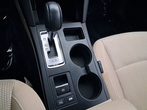 Used 2015 Subaru Outback 2.5i Premium image 23