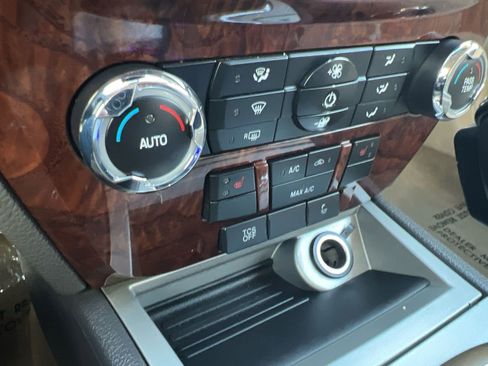 Used 2012 Ford Fusion SEL image 19