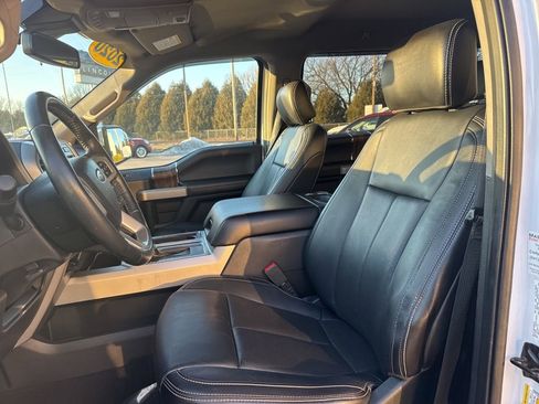 Used 2020 Ford F150 Lariat image 7