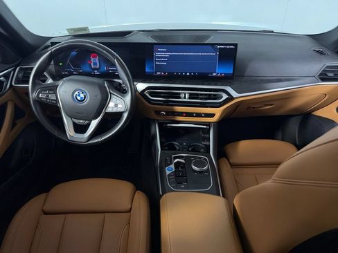 Used 2024 BMW i4 eDrive35 w/ Premium Package RWD image 13