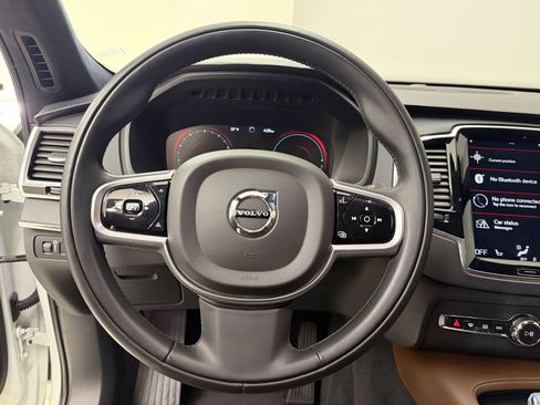 Used 2022 Volvo XC90 T8 Inscription AWD/4WD image 11