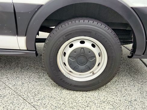 Used 2019 Ford Transit 150 130 Low Roof RWD image 9