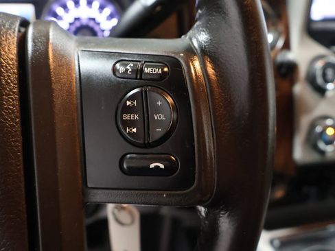 Used 2014 Ford F350 Lariat image 34