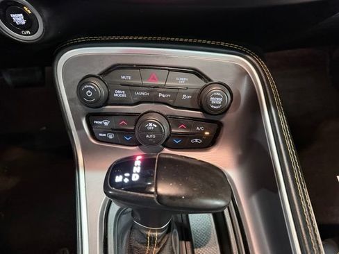 Used 2022 Dodge Challenger R/T Scat Pack RWD image 32