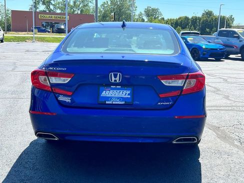 Used 2019 Honda Accord Sport image 6
