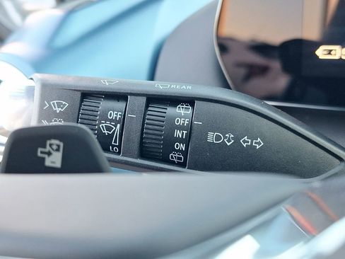 New 2026 Chevrolet Equinox EV LT image 27