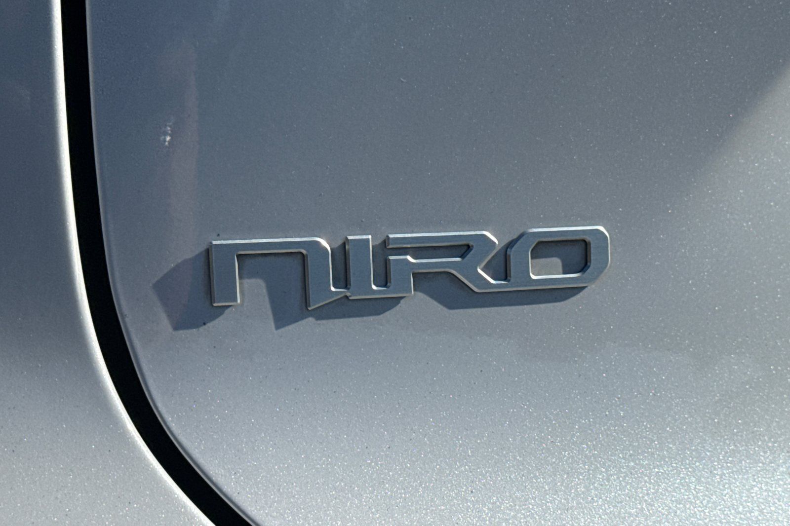 Used 2025 Kia Niro LX FWD image 26