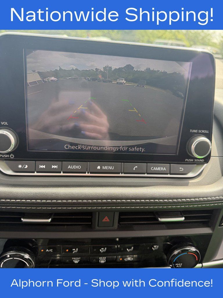 Used 2023 Nissan Rogue S AWD/4WD image 13