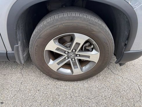 Used 2023 Honda Pilot EX-L image 9