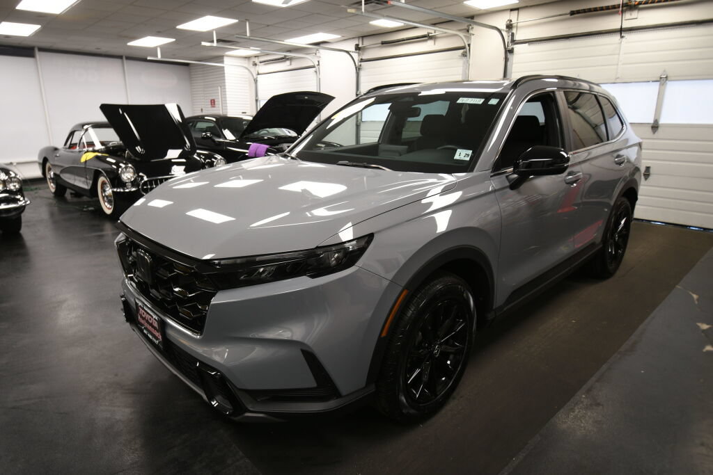 Used 2024 Honda CR-V Sport image 3