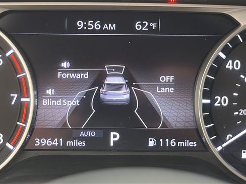 Used 2023 Nissan Rogue S AWD/4WD image 15