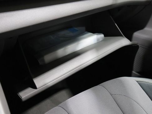 Used 2021 Hyundai Elantra SE image 30