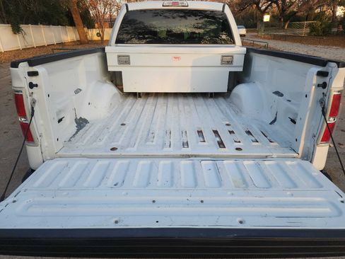 Used 2012 Ford F150 XL w/ Trailer Tow Pkg image 8