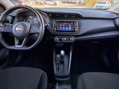 Used 2025 Nissan Kicks Play S image 15