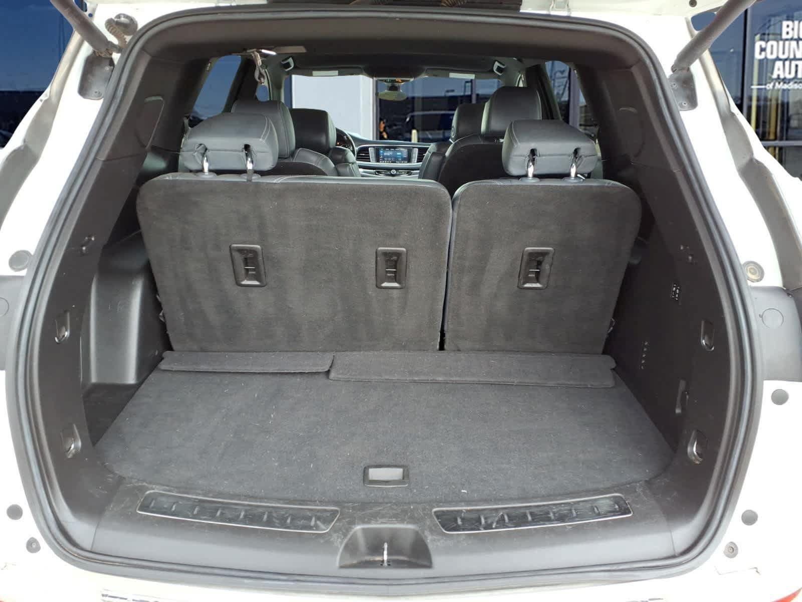 Used 2022 Buick Enclave Premium FWD image 10