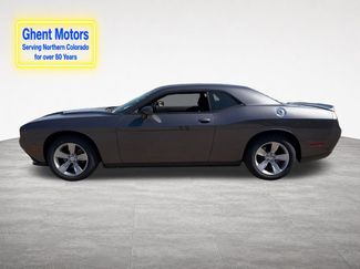 Used 2019 Dodge Challenger SXT RWD video 2