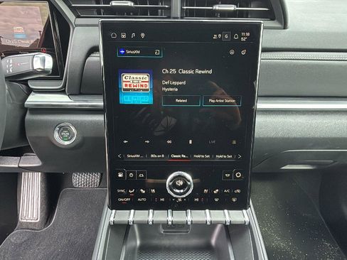 New 2026 GMC Terrain Elevation w/ Elevation Premium Package image 18